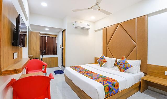 FabHotel Crystal I Deluxe Room 