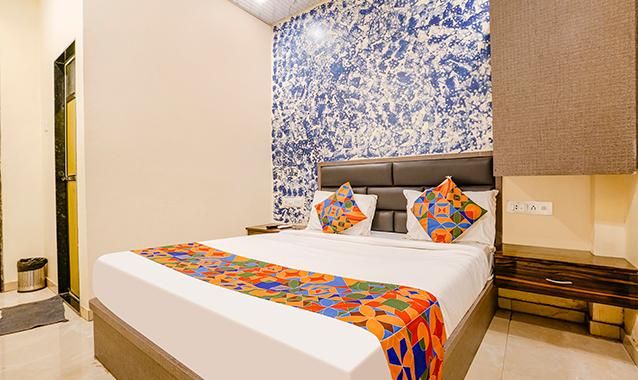 FabHotel The United Deluxe Room