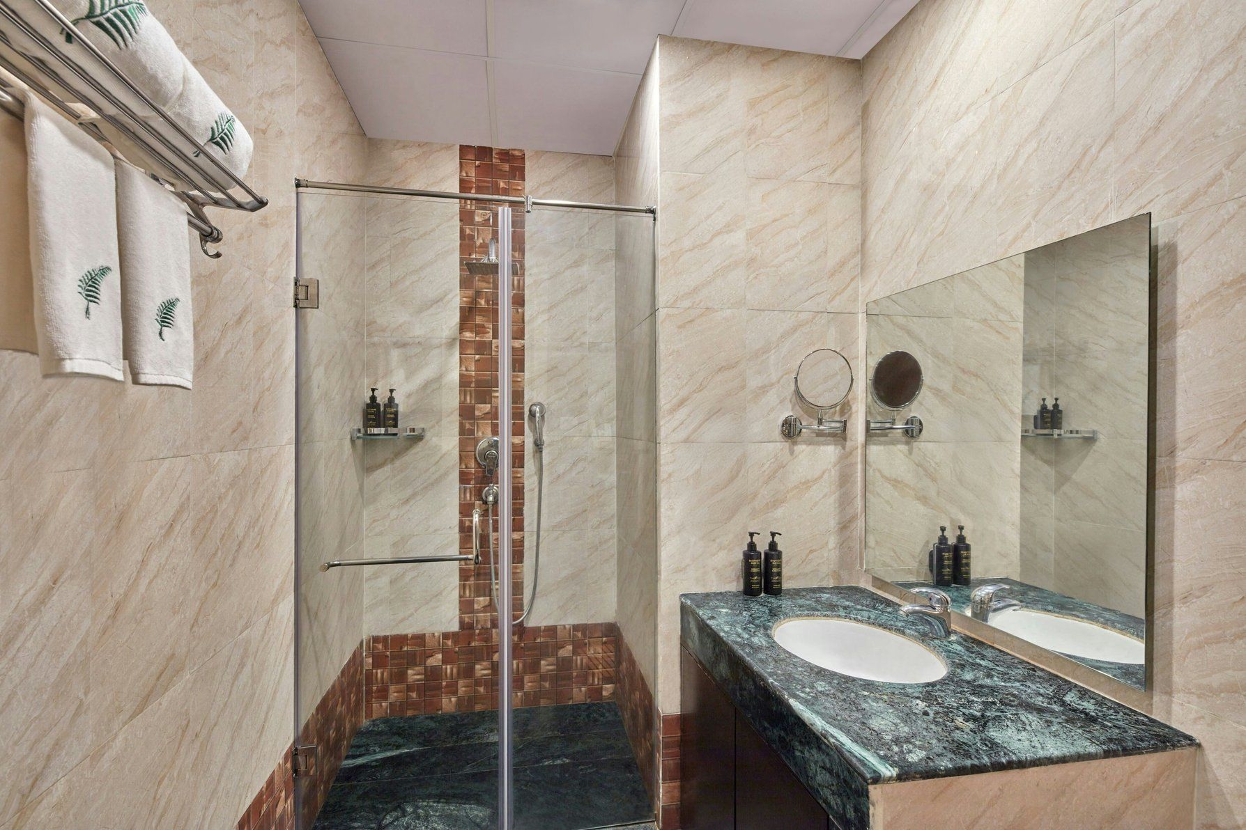 The Fern Residency Bodhgaya, Series by Marriott Winter Green, Guest room, 1 King, Limited view 2