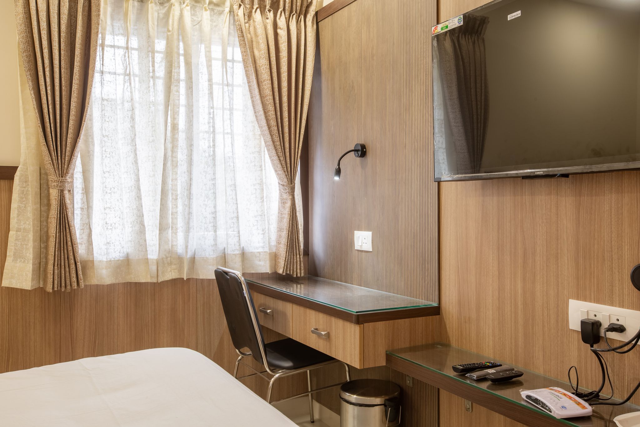 HOTEL PRM ARUNA ARCHADIA Standard Room 7