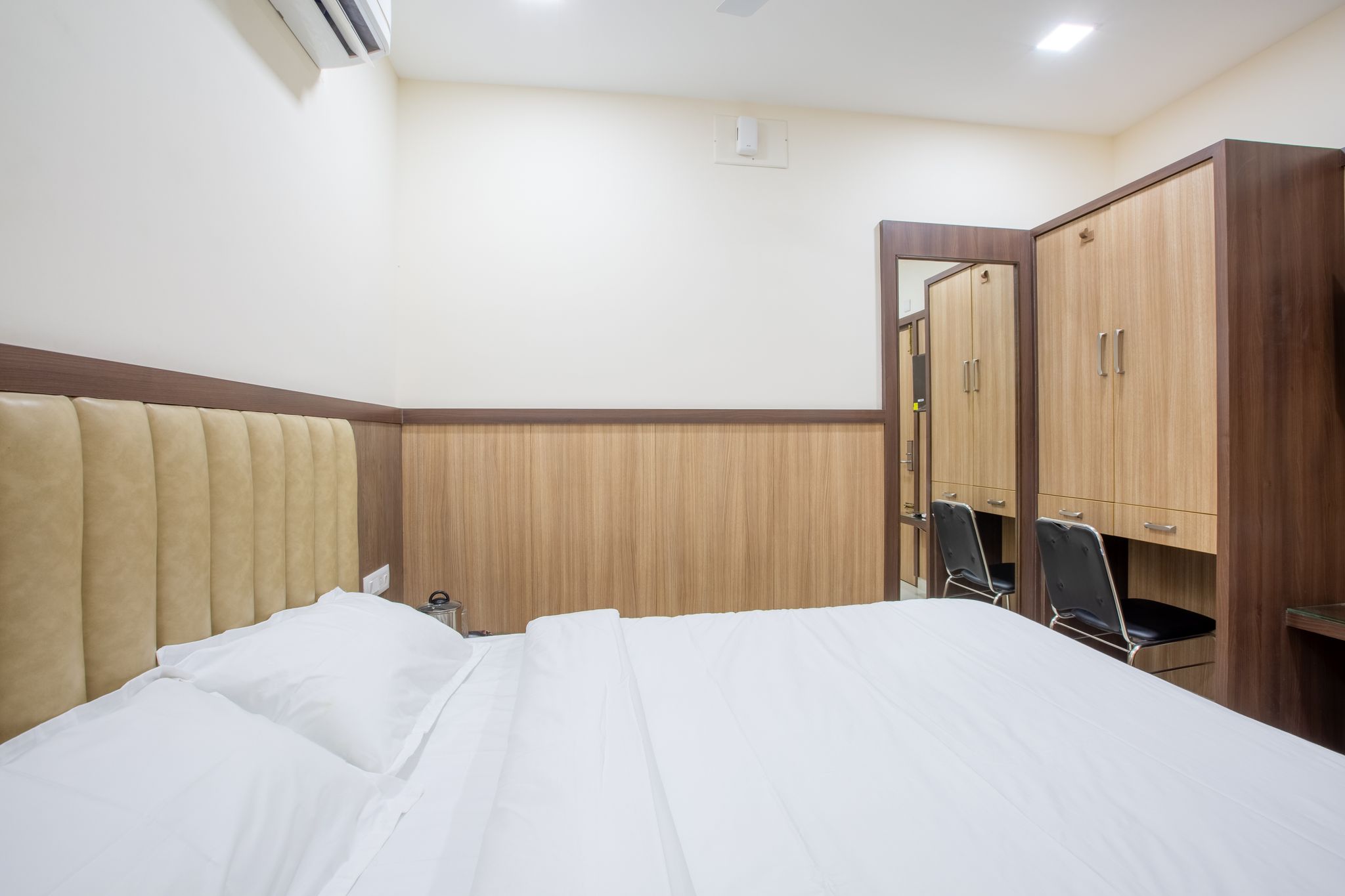 HOTEL PRM ARUNA ARCHADIA Standard Room
