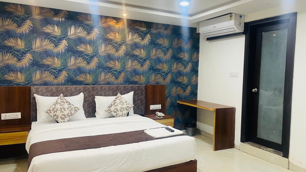 Hotel Million Star Deluxe Room  5