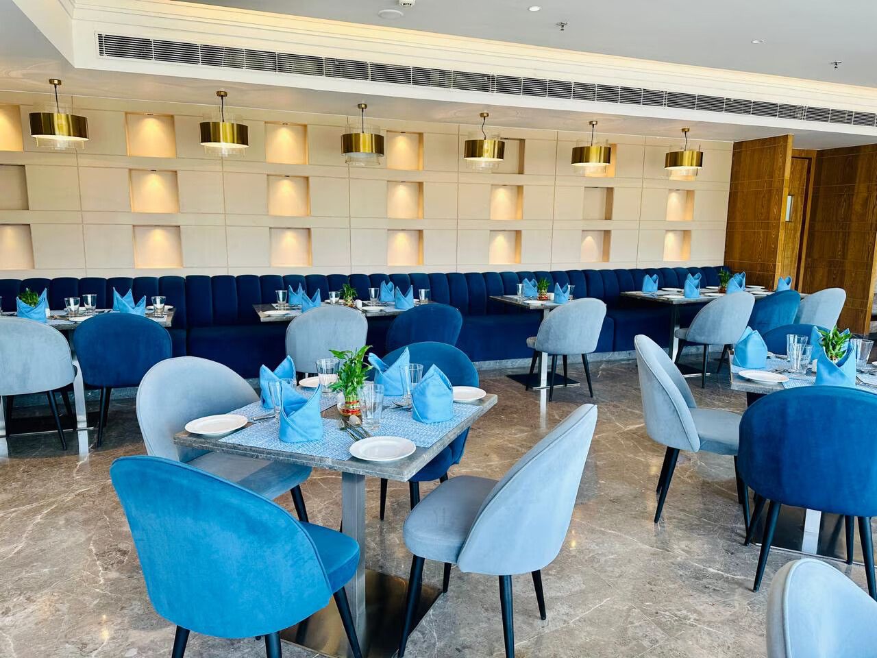 Food & Dining