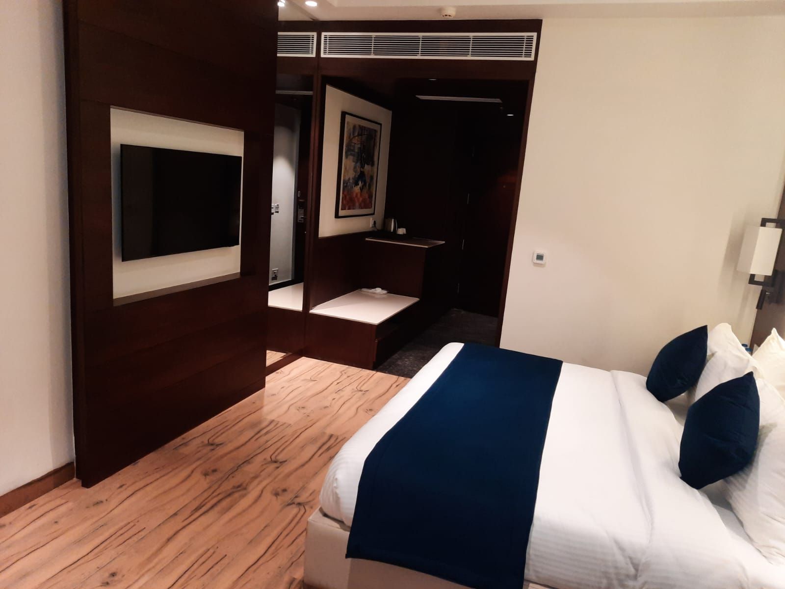 Best Western Swaran Superior King Room 3