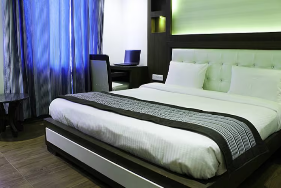 Hotel Opulence PRIMIER ROOM