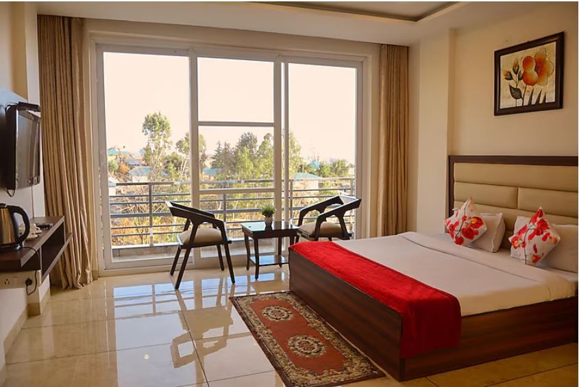 Serene Suites River Front with Balcony 3