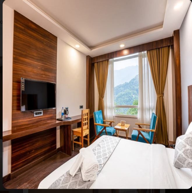 PREMIUM MOUNTAIN VIEW ROOM