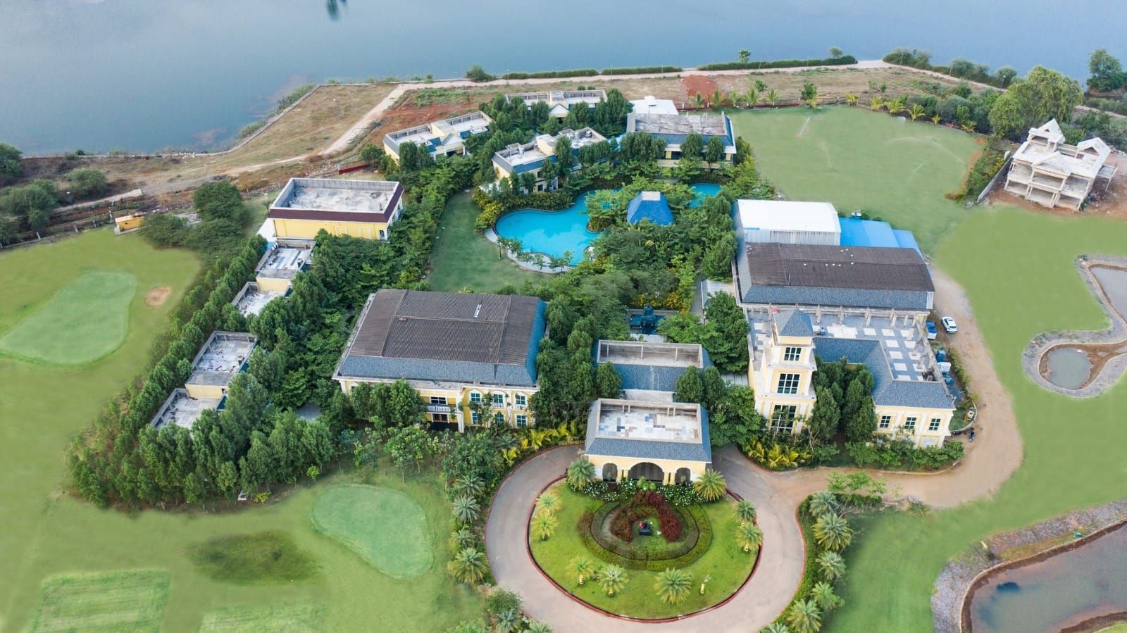 Fairway Golf and Lake Resort