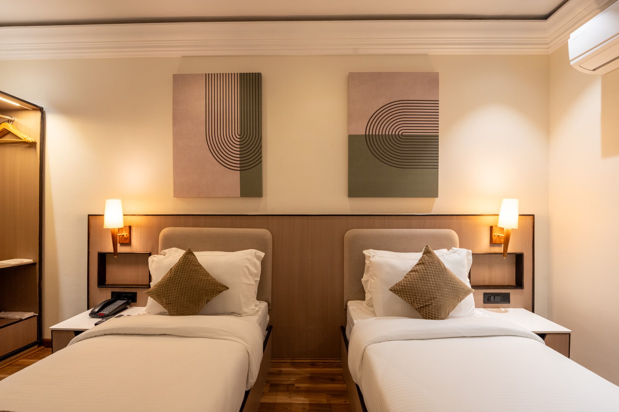 Ramee Collextion Amritsar Business Room 4