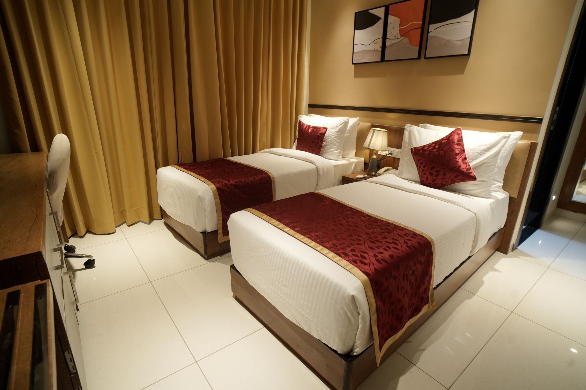 Ramee Tarang Hotel Indore Executive Room