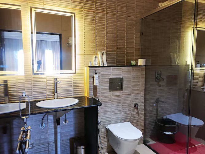 ISKCON Prayagraj Guest House Executive Double Room 5