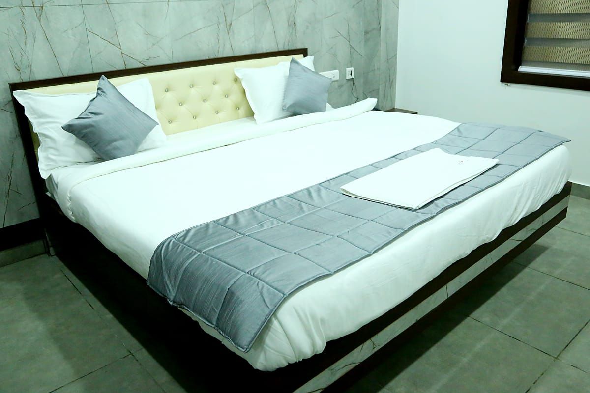 Hotel Sushmitha Inn Executive Room 2