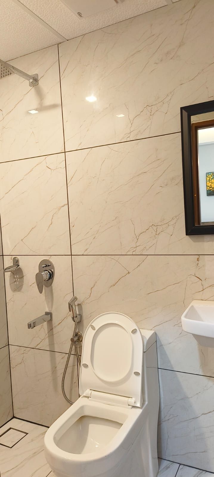 Olaya Residency Deluxe Room AC 5