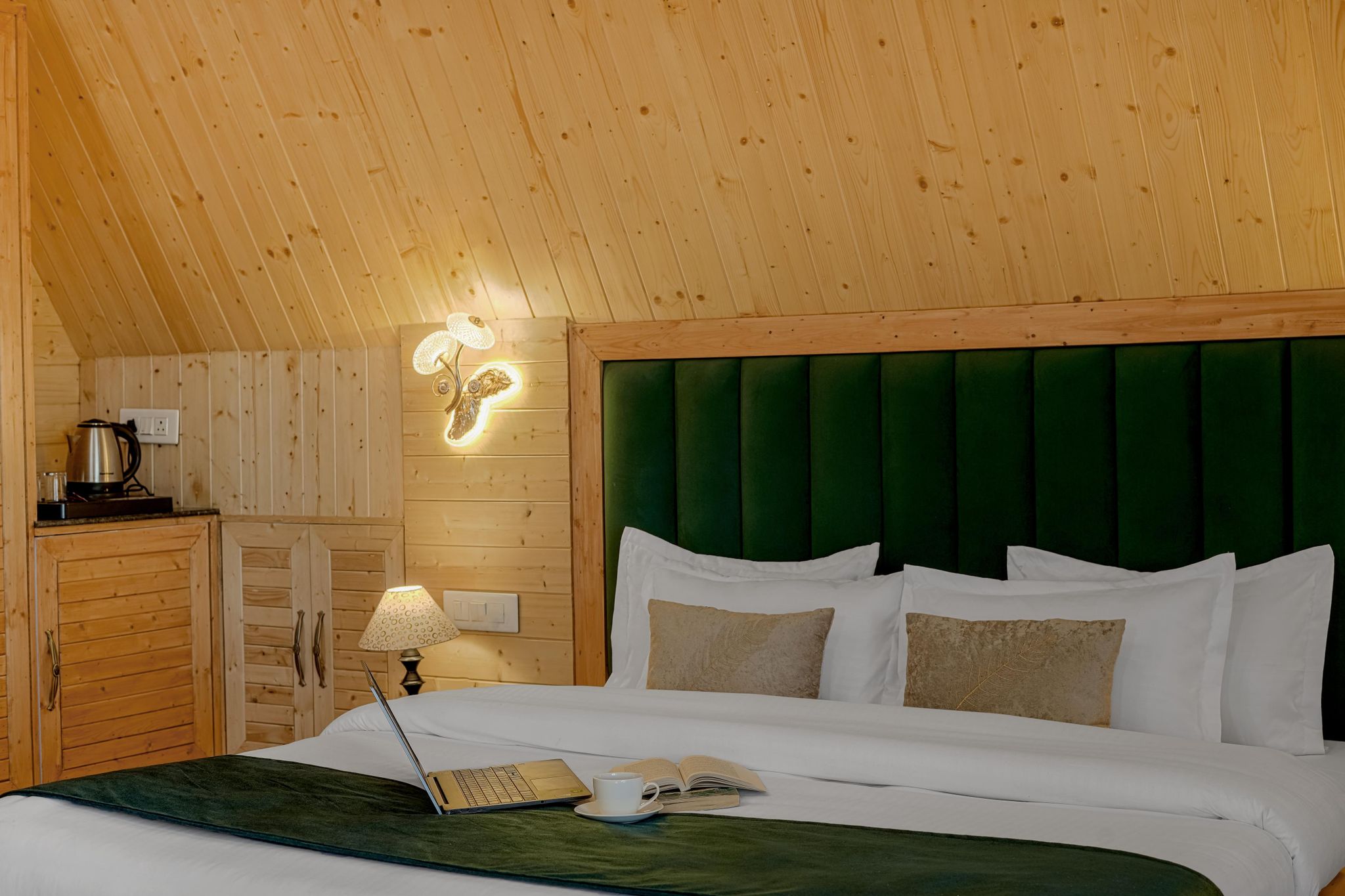 The Bagh Kufri Double Room with Garden View 2