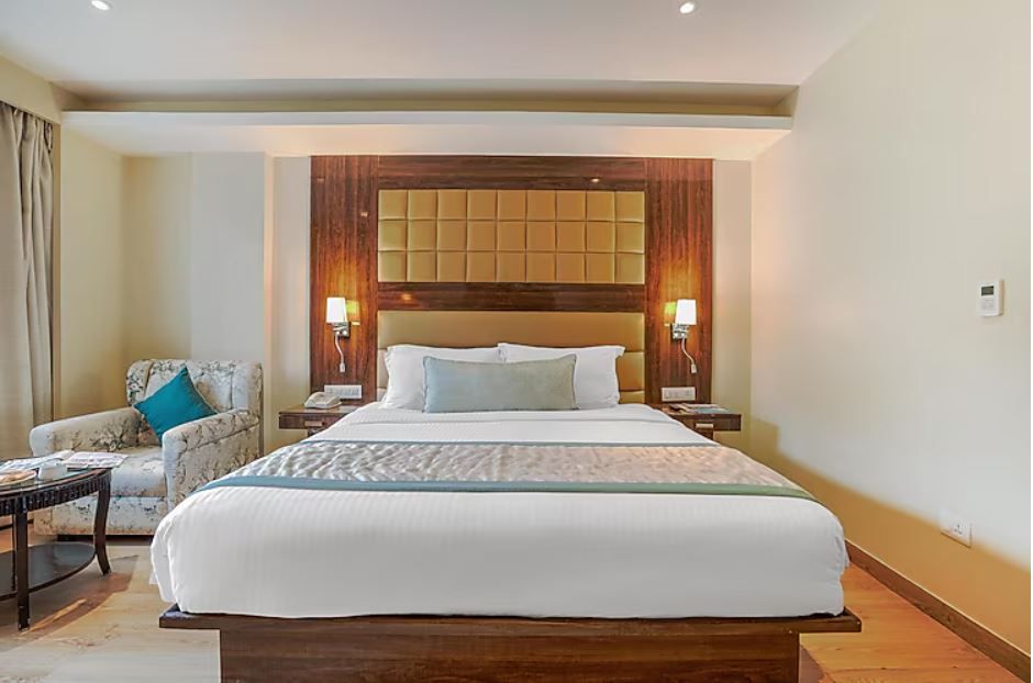 STANDARD VALLEY VIEW ROOM