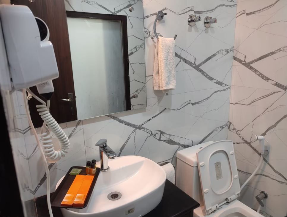 Super Deluxe Room With Balcony