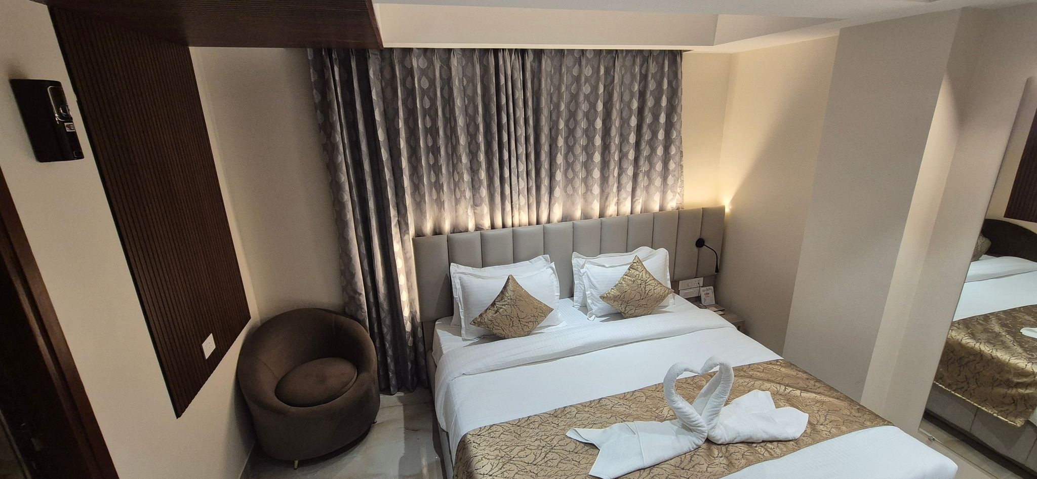 Hotel Vishwam Residency Deluxe 4