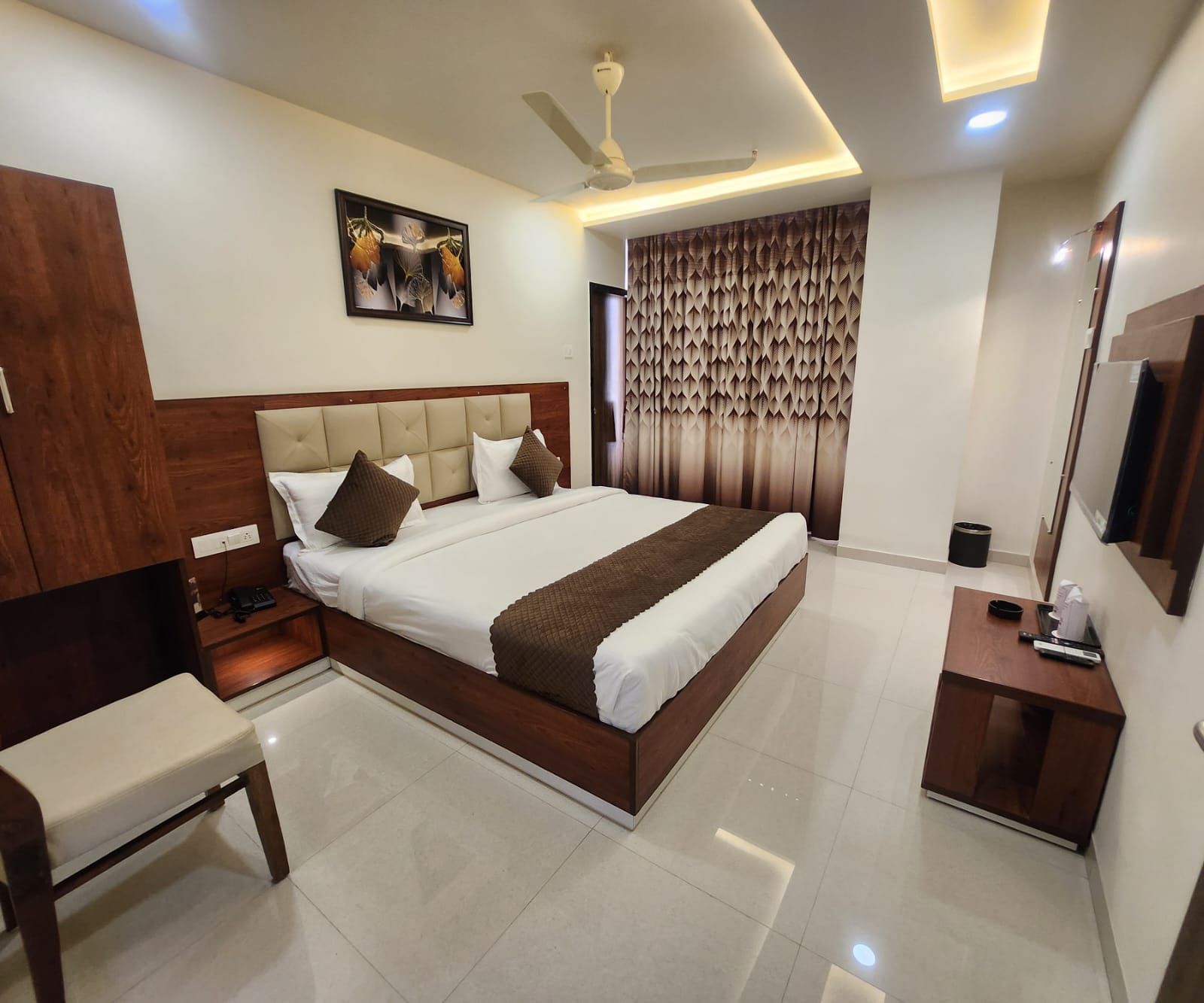 HOTEL 4ReN Deluxe Room