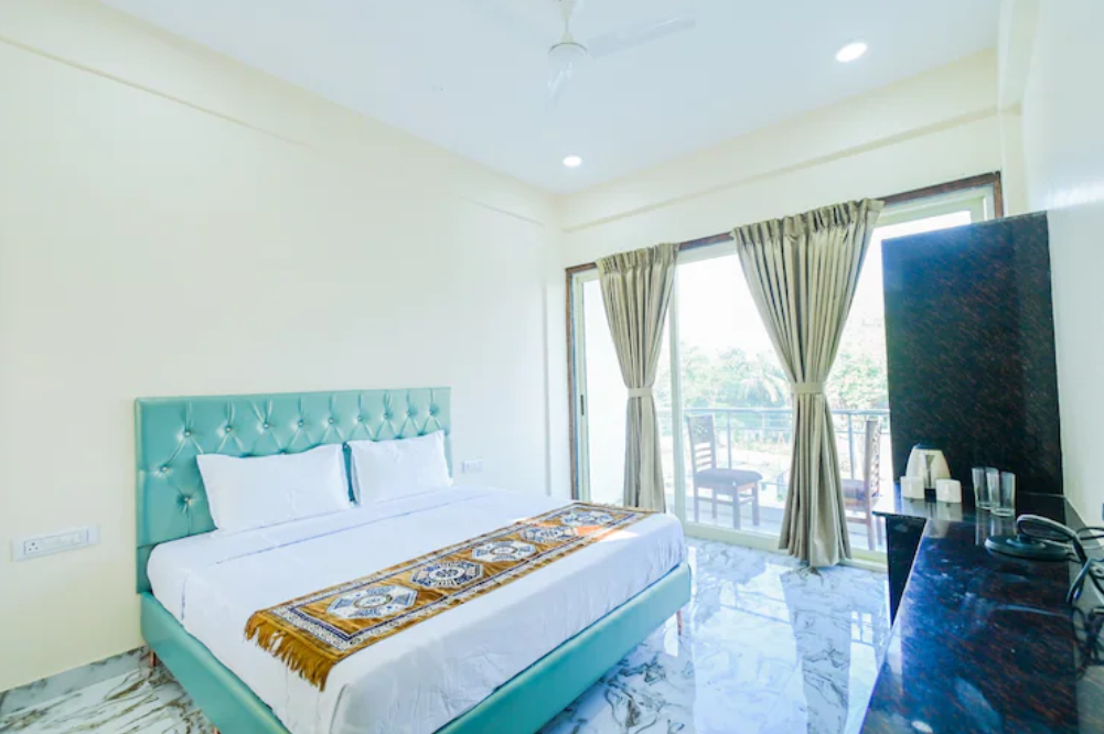 4 BHK Villa with Swimming Pool