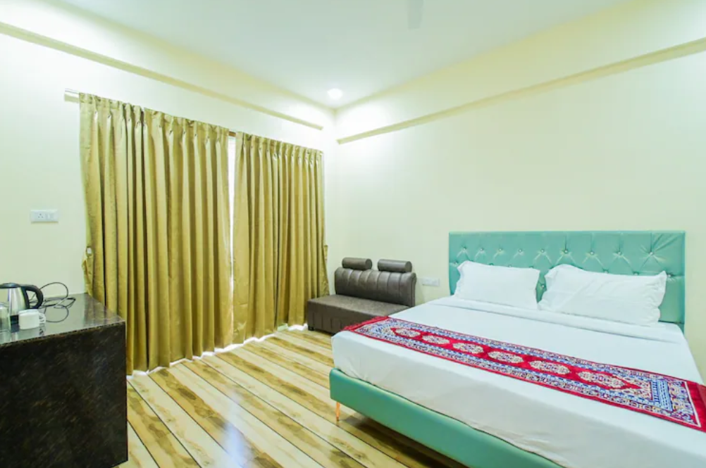 4 BHK Villa with Swimming Pool