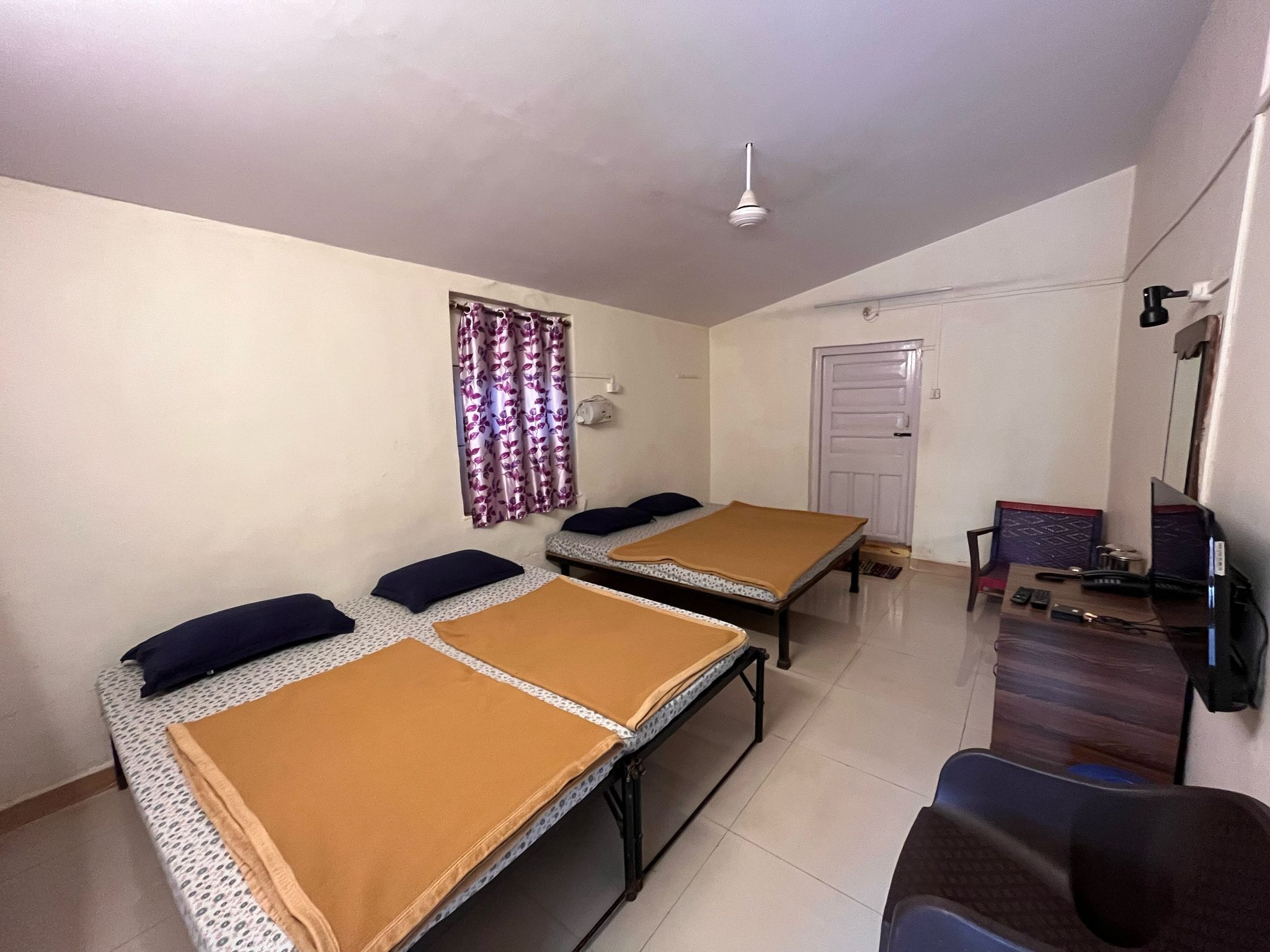 Girivihar Hotel Matheran Non AC Deluxe