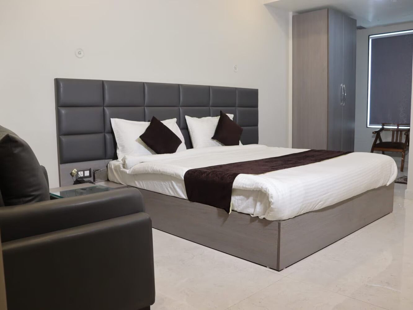 Hotel Blue Stone  Suite Room 5