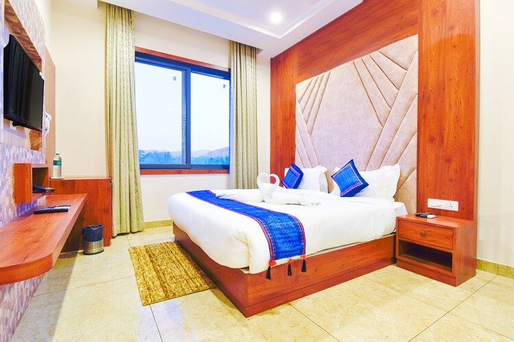 Super Deluxe Room