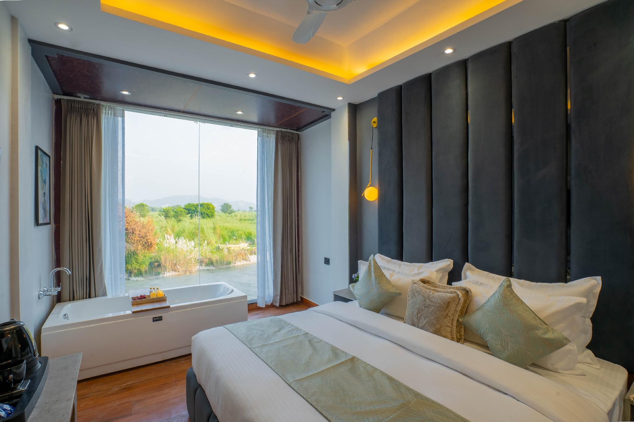 River View Executive Suite