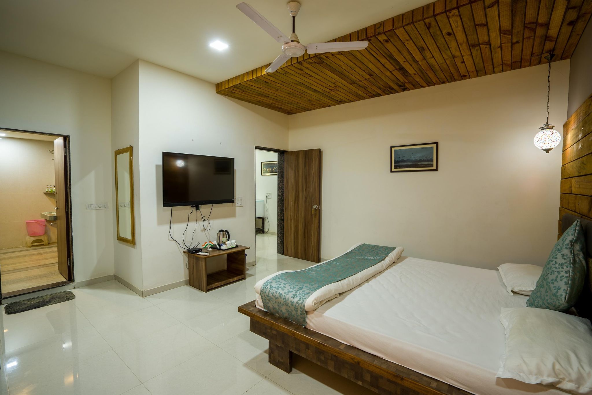 Vananchal Resort Suite Deluxe Room 3