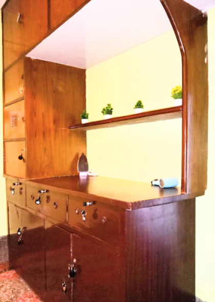 Hidden Monkey Darjeeling, Railway Station 8 Bedded Mixed Dormitory 5