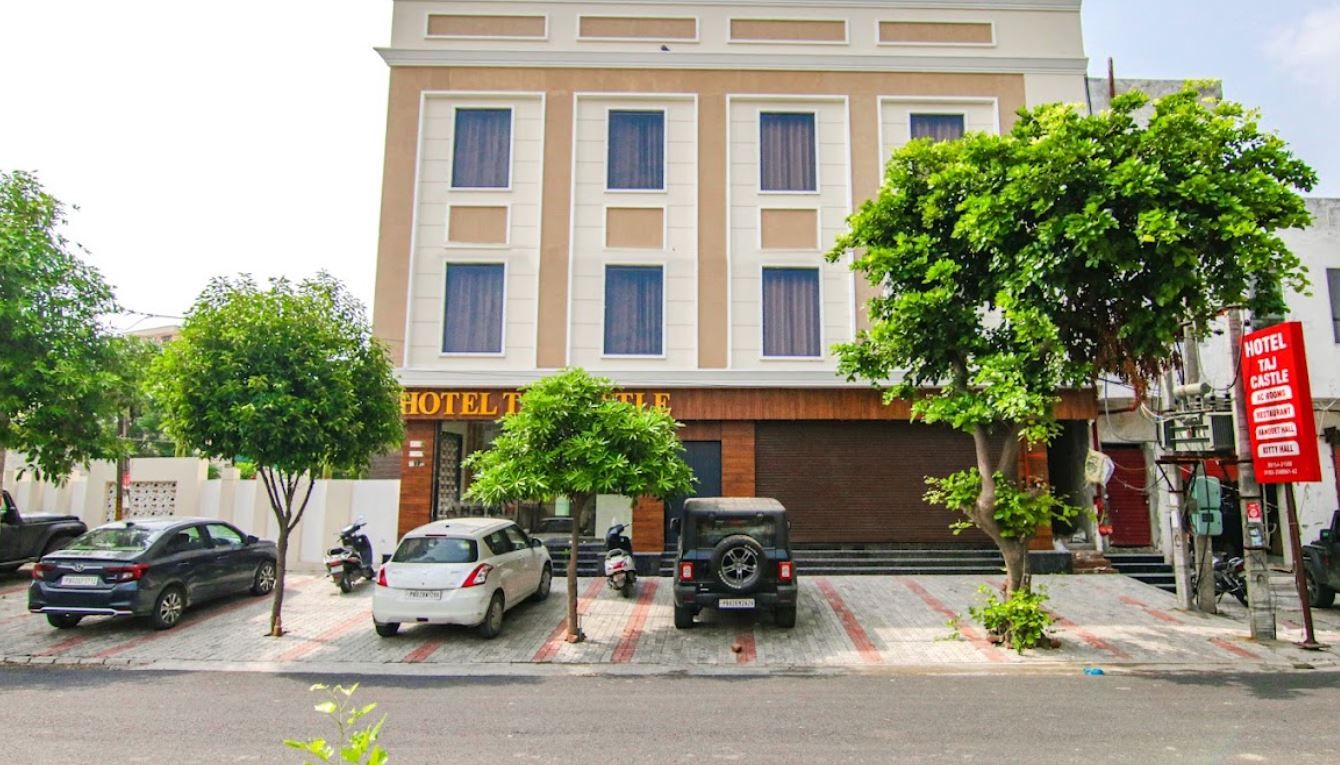 Hotel Taj Castle by iO Hotels