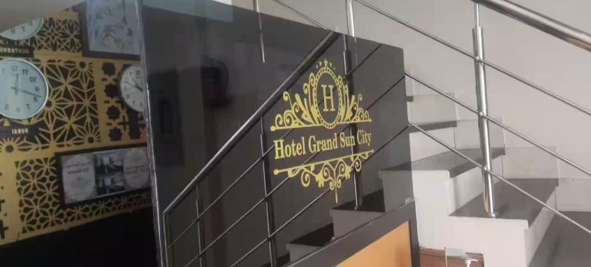 Check-in Check-out Kiosk