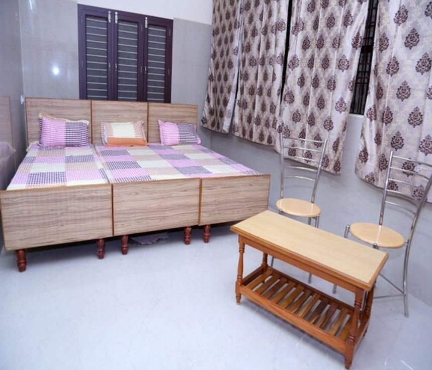 Deluxe Triple Bed Room