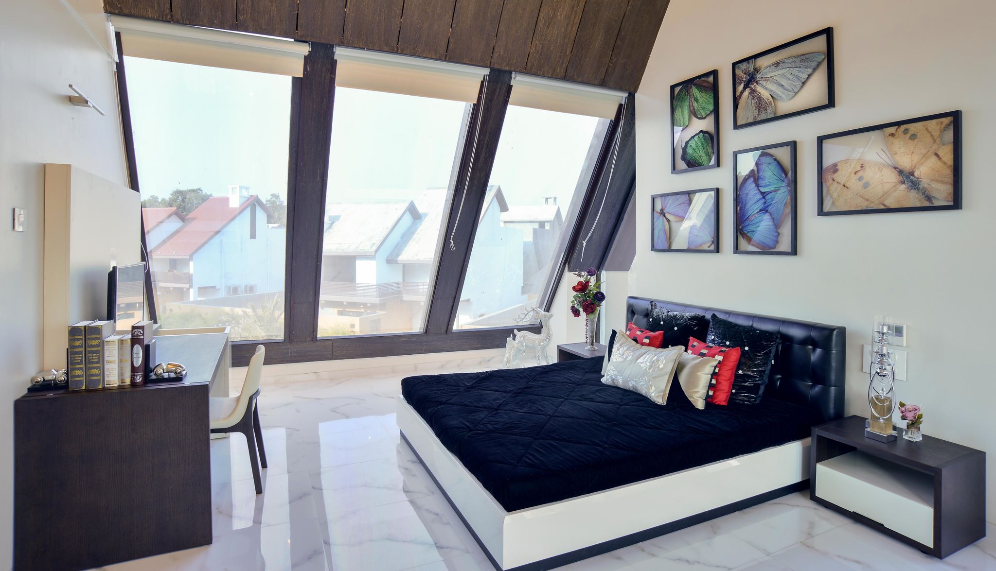 The Woods Valsad Mini Suite