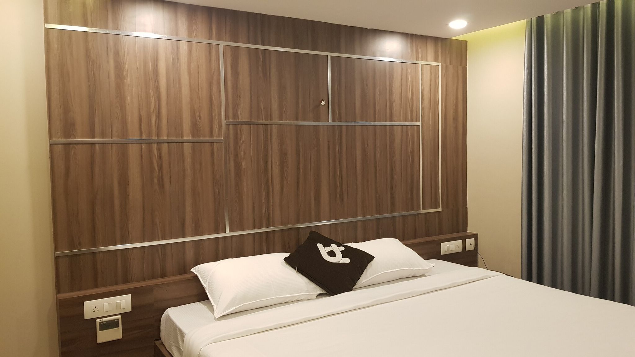 SUITE AC ROOM WITH BALCONY