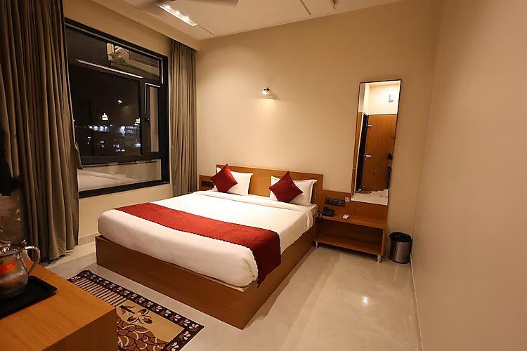 The Tri Arrow Deluxe Room