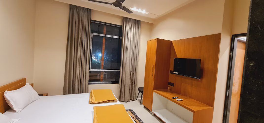 The Tri Arrow Standard Room 4