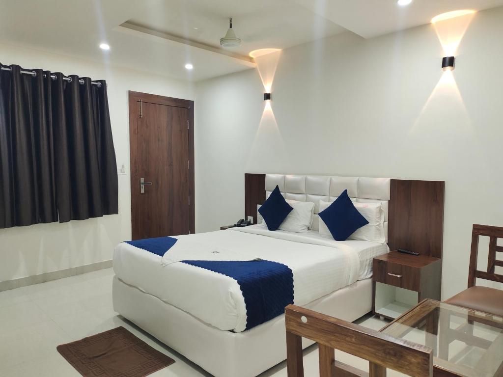 Deluxe Luxurious Non AC