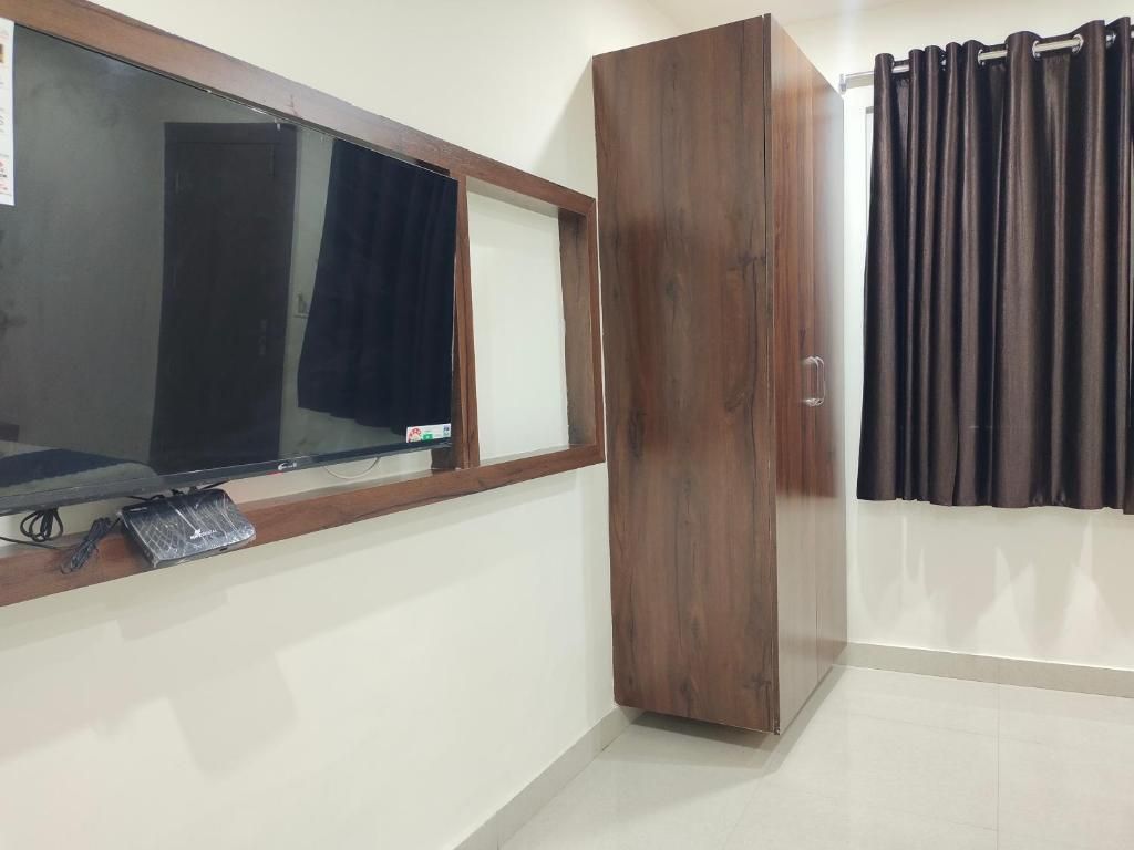 Deluxe Luxurious Non AC