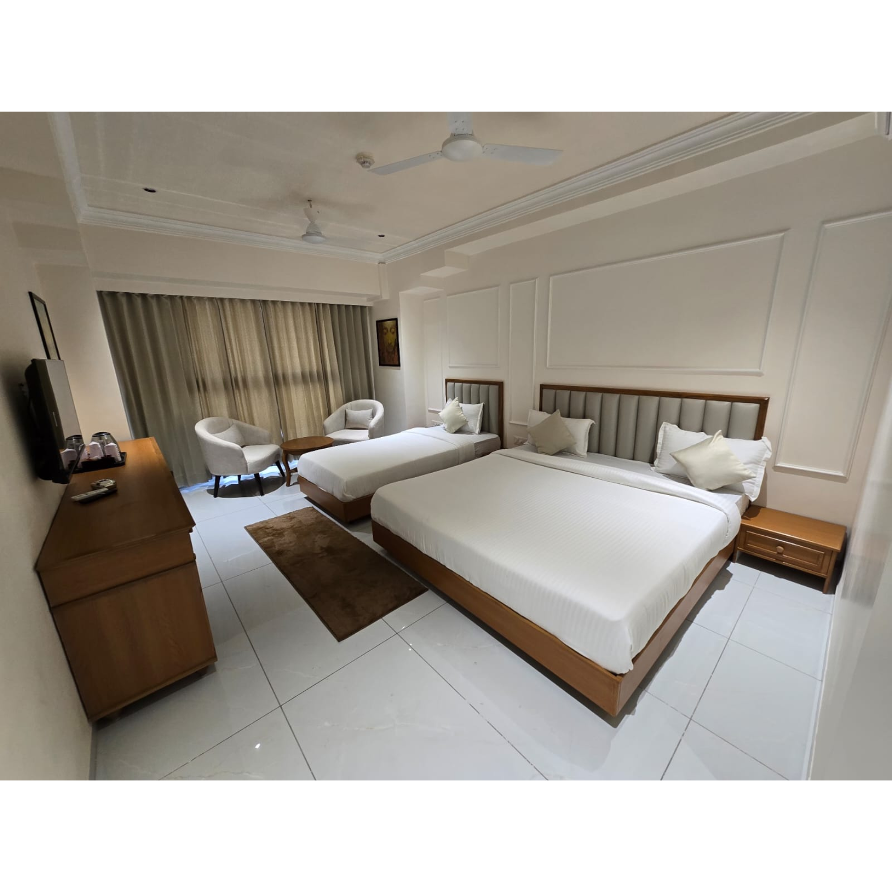 Triple Bed Room