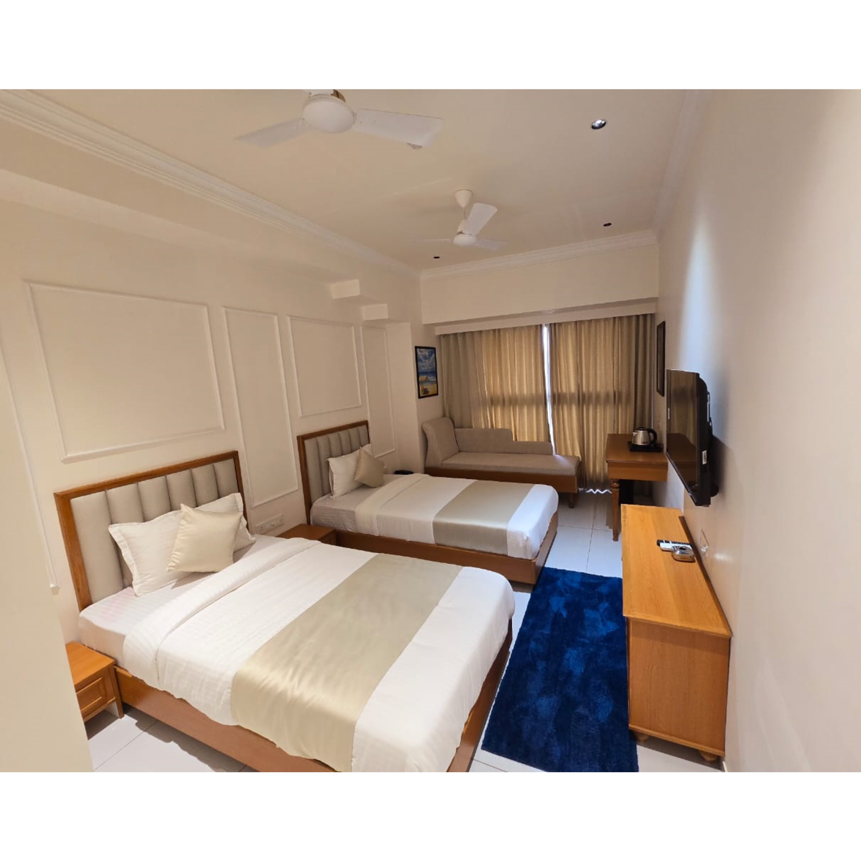 Super Deluxe Twin Room