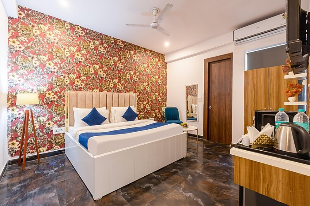 Noida Business Suites Deluxe Room 2