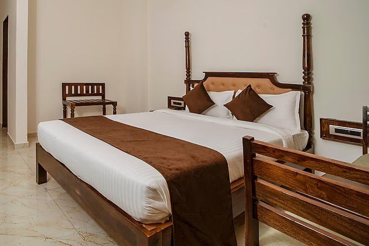 DERA PICHOLA- A Lake Facing Boutique Hotel Standard Queen Room 5