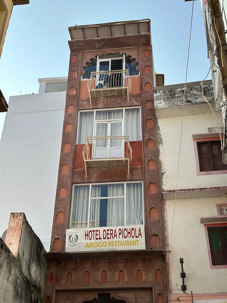 DERA PICHOLA- A Lake Facing Boutique Hotel