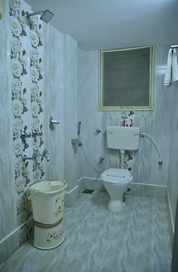 2 BHK Premium (AC) (For 4 Adults)