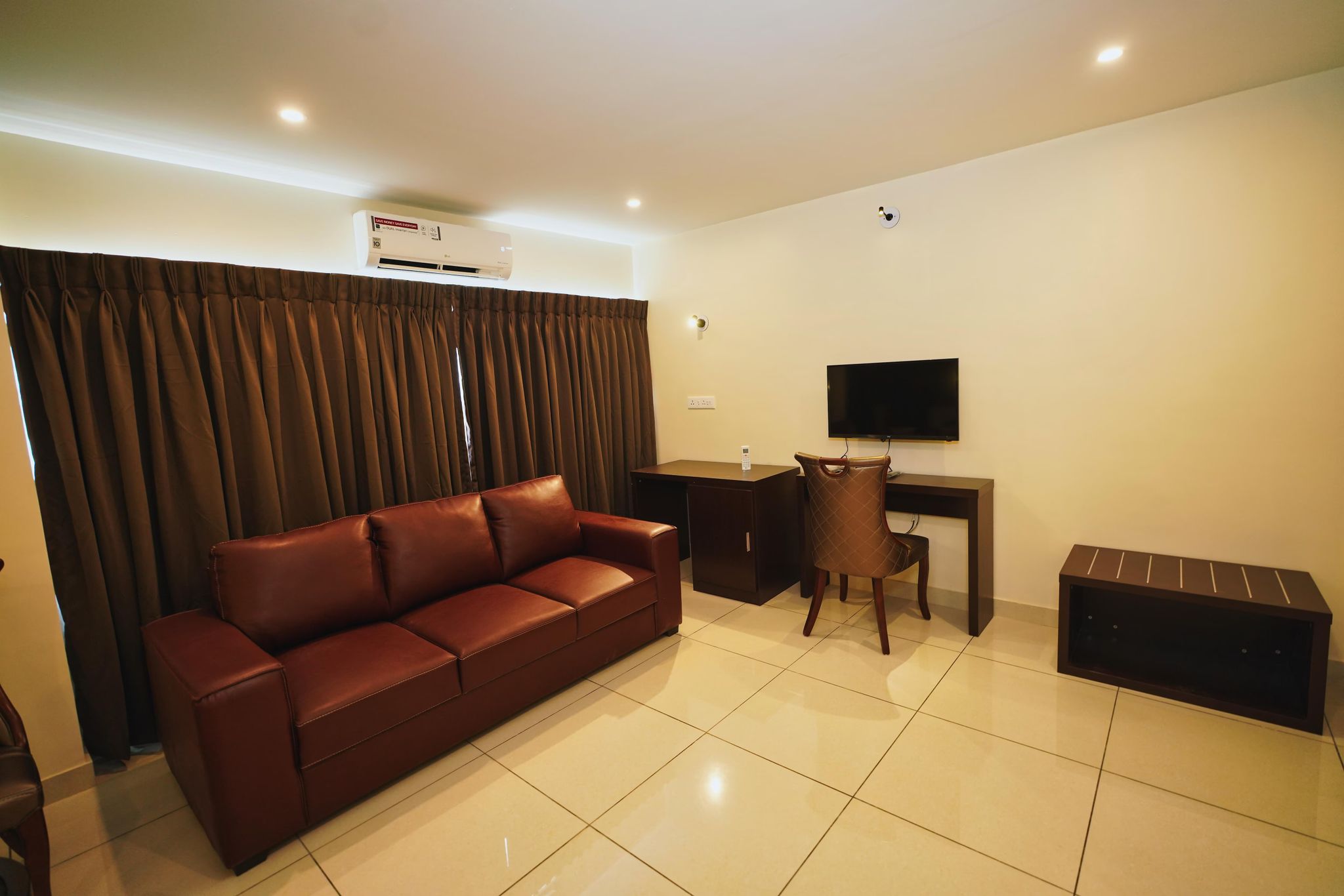 image_4535474_0ee5a44d-c8c3-44da-9ba8-ee03980e914f