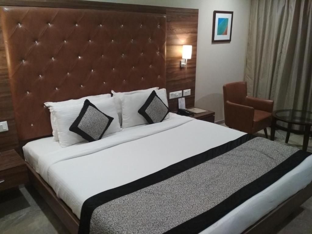 Deluxe Room (Old Wing)