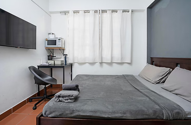 Studio Room