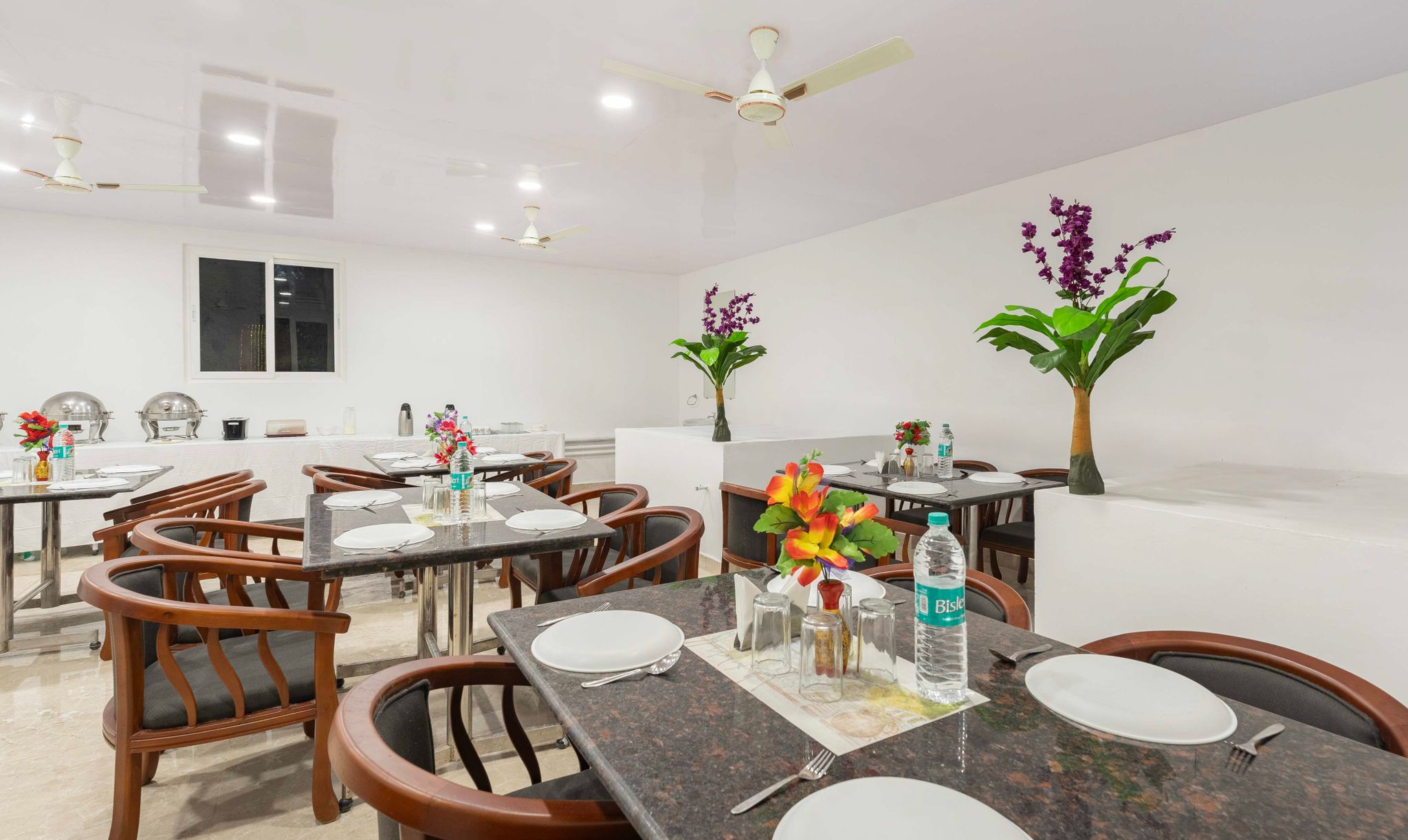 Food & Dining