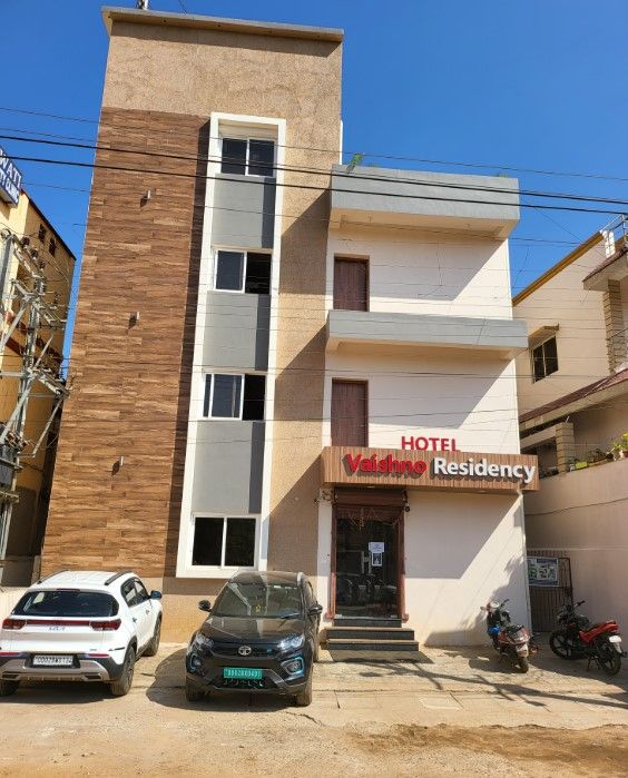 Hotel Vaishno Residency